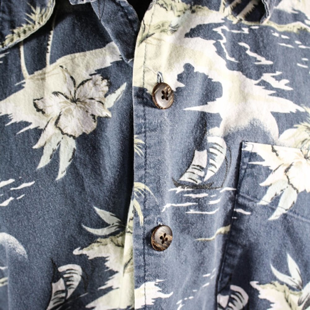 Hawaiian Shirt Blue White Grey Palm Trees … - Picture 2 of 4
